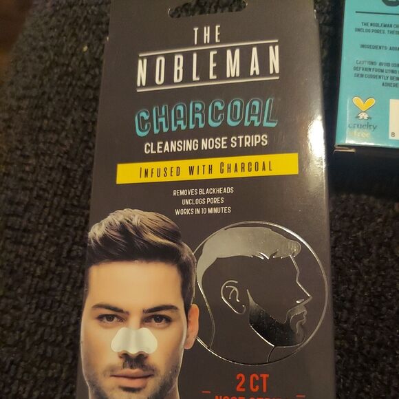 *The Nobleman Charcoal Infused Cleansing Nose Strips 2 count box , lot of 2 - Picture 2 of 4